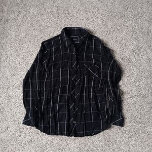 Rails Black And White Button Up Collared Shirt Women Medium Rayon One Pocket